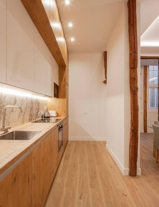 Centro III Calle Carrera De San Jeronimo 3Br 3Bh Madrid Exterior photo