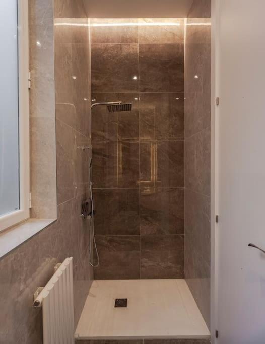 Centro III Calle Carrera De San Jeronimo 3Br 3Bh Madrid Exterior photo
